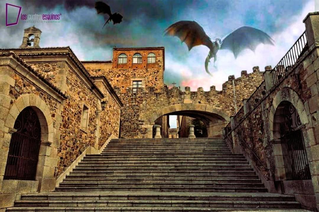 Las Cuatro Esquinas De Caceres Exterior photo